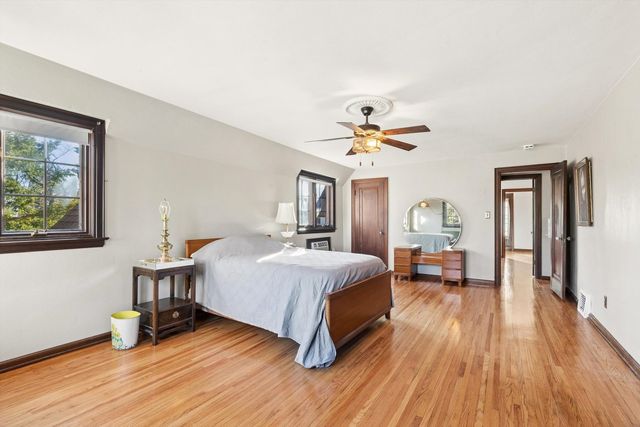 716 Terrace Drive, Clinton, IA 52732