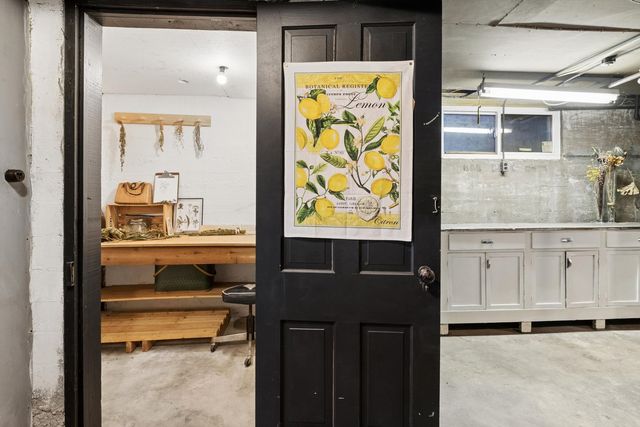 716 Terrace Drive, Clinton, IA 52732