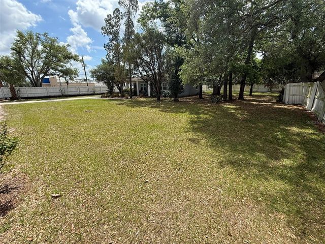 5305 WHITEWAY DRIVE, Temple Terrace, FL 33617