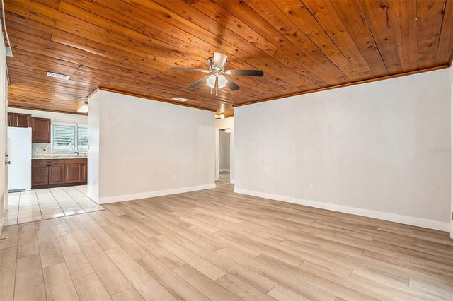 5305 WHITEWAY DRIVE, Temple Terrace, FL 33617