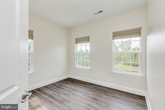 1 GRACE DR, Marlton, NJ 08053