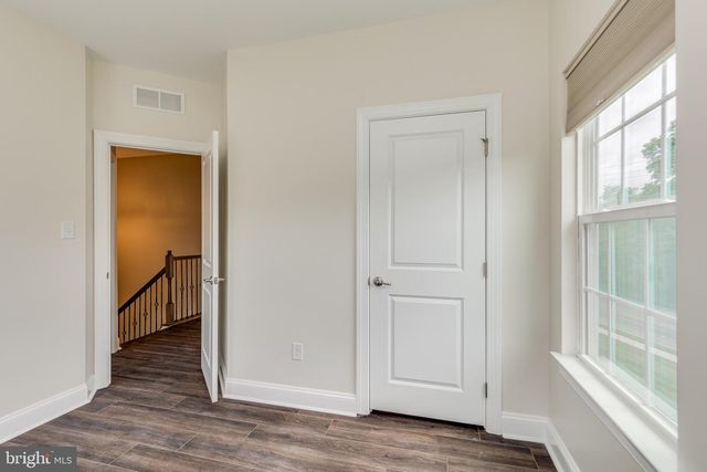 1 GRACE DR, Marlton, NJ 08053