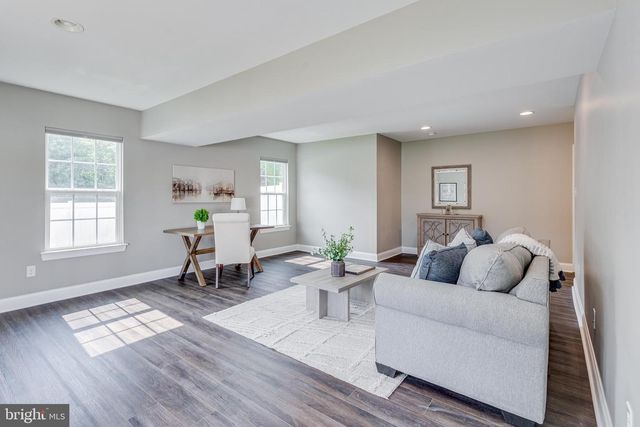 1 GRACE DR, Marlton, NJ 08053