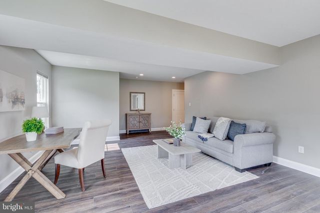 1 GRACE DR, Marlton, NJ 08053