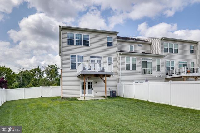 1 GRACE DR, Marlton, NJ 08053