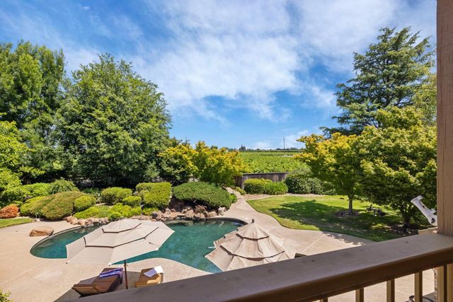 7583 E Realty Rd, Lodi, CA 95240