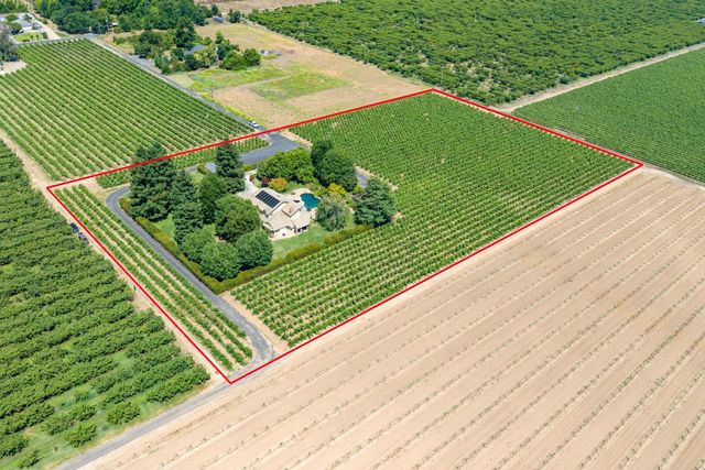 7583 E Realty Rd, Lodi, CA 95240