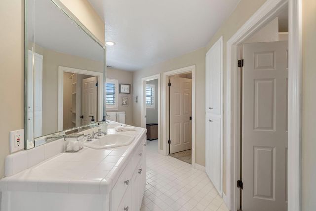 7583 E Realty Rd, Lodi, CA 95240