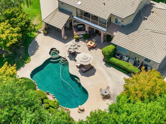 7583 E Realty Rd, Lodi, CA 95240