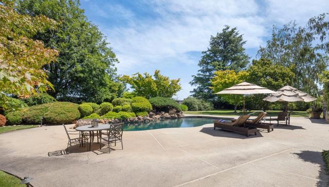 7583 E Realty Rd, Lodi, CA 95240