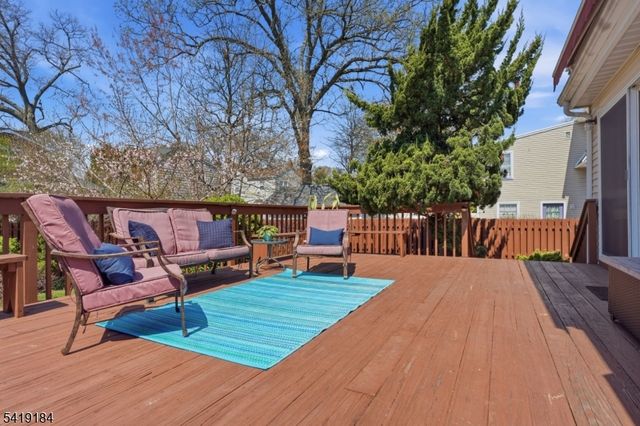 325 Manor Ave, Cranford Twp., NJ 07016