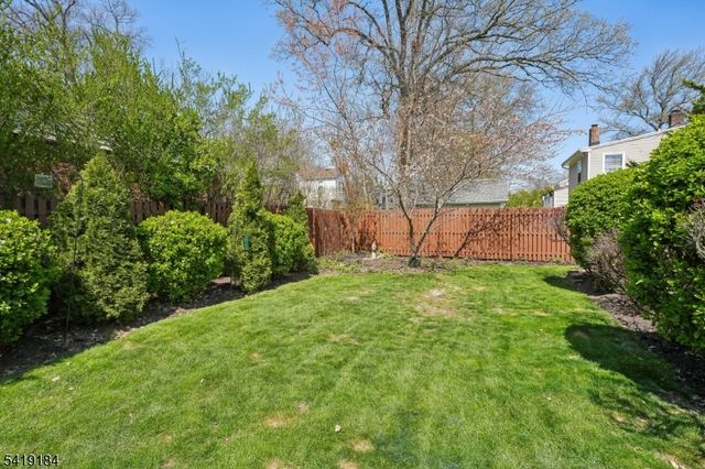 325 Manor Ave, Cranford Twp., NJ 07016