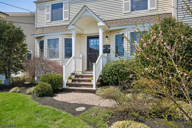 325 Manor Ave, Cranford Twp., NJ 07016