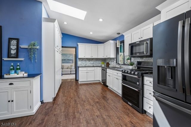 325 Manor Ave, Cranford Twp., NJ 07016