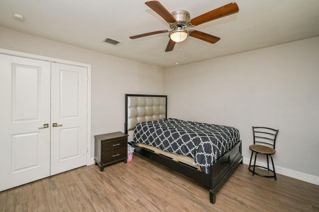 2406 Encreek Road, Houston, TX 77068