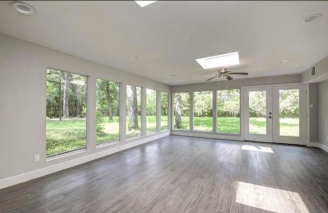 2406 Encreek Road, Houston, TX 77068