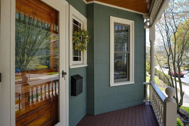 36 Chester St 36, Watertown, MA 02472