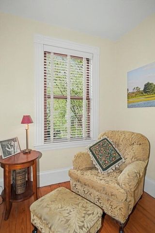 36 Chester St 36, Watertown, MA 02472