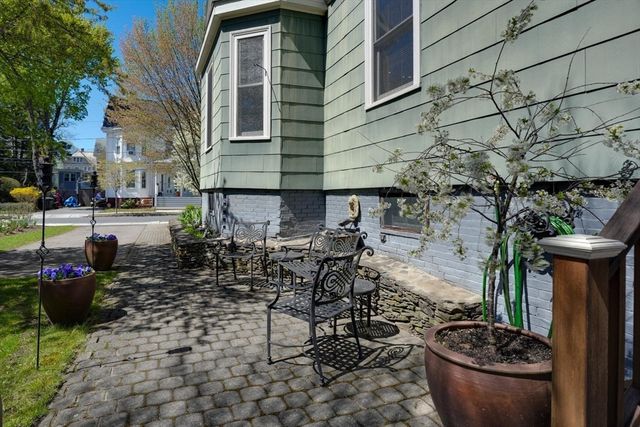 36 Chester St 36, Watertown, MA 02472