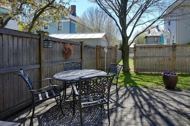 36 Chester St 36, Watertown, MA 02472