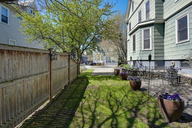 36 Chester St 36, Watertown, MA 02472