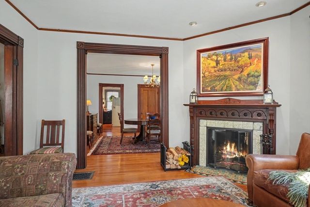 36 Chester St 36, Watertown, MA 02472