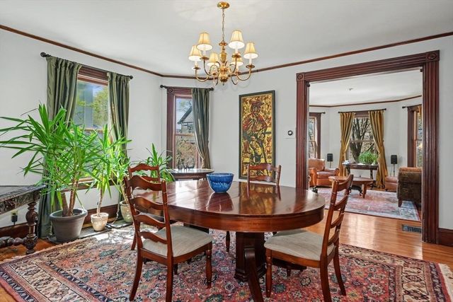 36 Chester St 36, Watertown, MA 02472