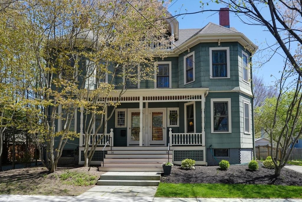 36 Chester St 36, Watertown, MA 02472