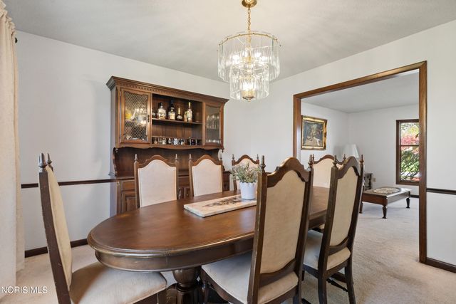 6537 Antoinette Lane, Maumee, OH 43537