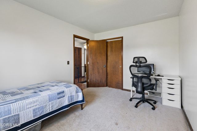6537 Antoinette Lane, Maumee, OH 43537
