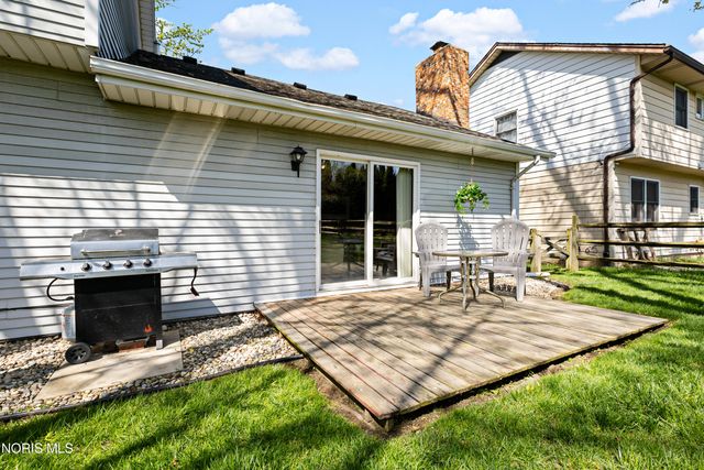 6537 Antoinette Lane, Maumee, OH 43537