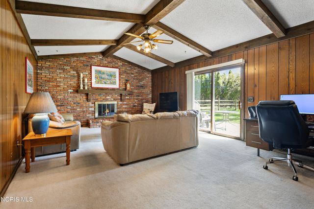 6537 Antoinette Lane, Maumee, OH 43537