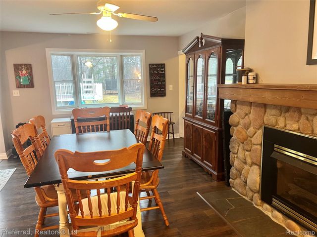 17300 Merriman Road N, Livonia, MI 48152