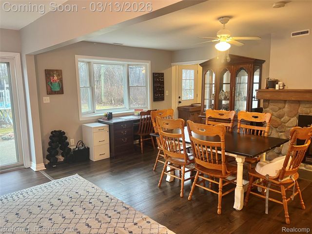 17300 Merriman Road N, Livonia, MI 48152