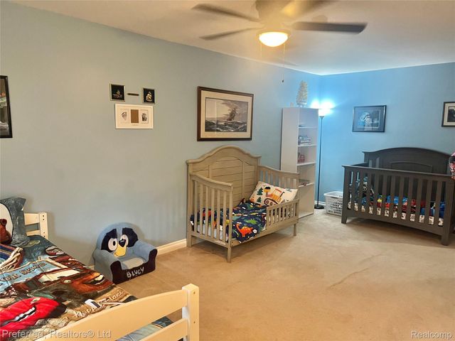 17300 Merriman Road N, Livonia, MI 48152