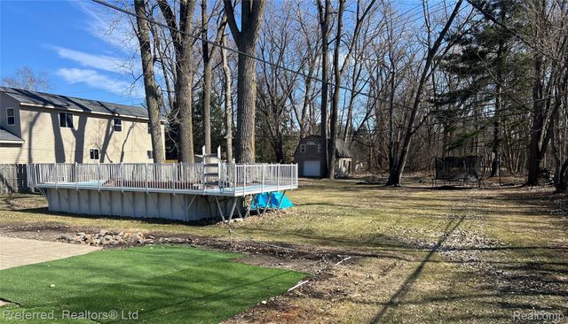 17300 Merriman Road N, Livonia, MI 48152