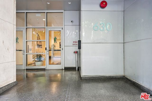 630 W 6th Street 201, Los Angeles, CA 90017