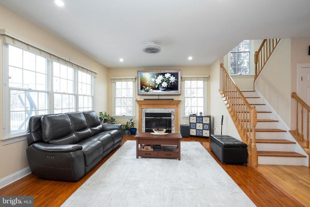 3 WYCKLOW DR, Robbinsville, NJ 08691