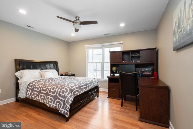 3 WYCKLOW DR, Robbinsville, NJ 08691