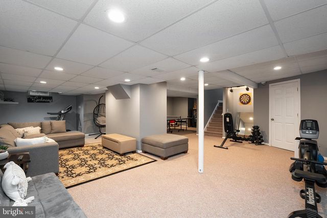 3 WYCKLOW DR, Robbinsville, NJ 08691