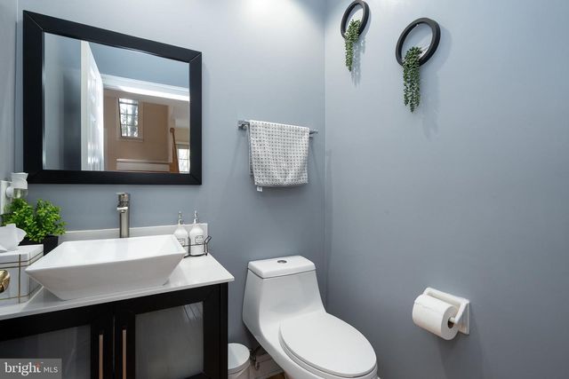 3 WYCKLOW DR, Robbinsville, NJ 08691