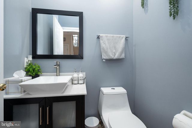 3 WYCKLOW DR, Robbinsville, NJ 08691