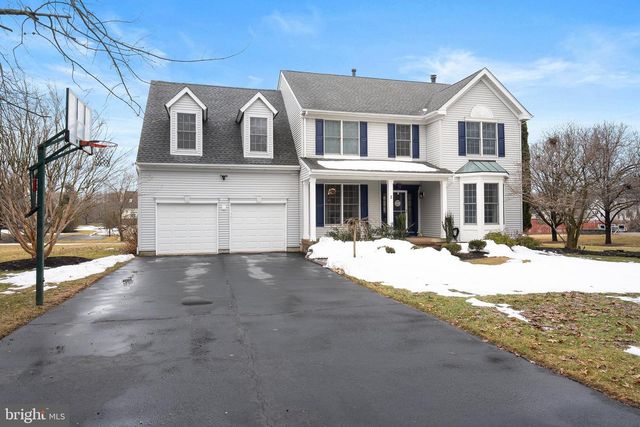 3 WYCKLOW DR, Robbinsville, NJ 08691