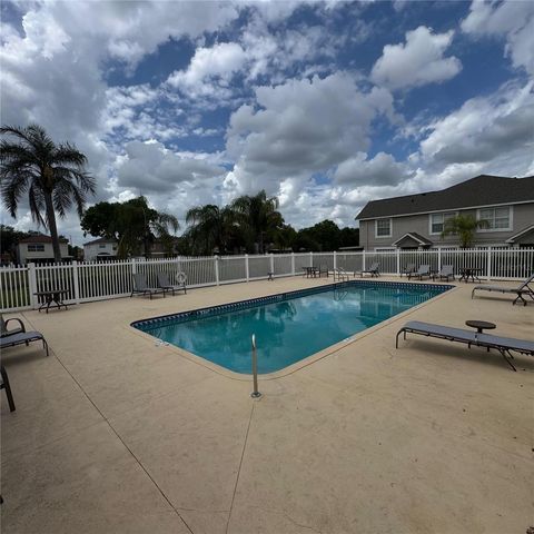 306 KENSINGTON LAKE CIRCLE, Brandon, FL 33511