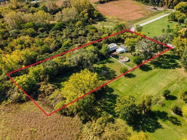 4S365 Meadow Road, Naperville, IL 60563