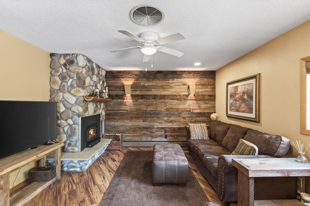 9551 Riverview Road, Eden Prairie, MN 55347