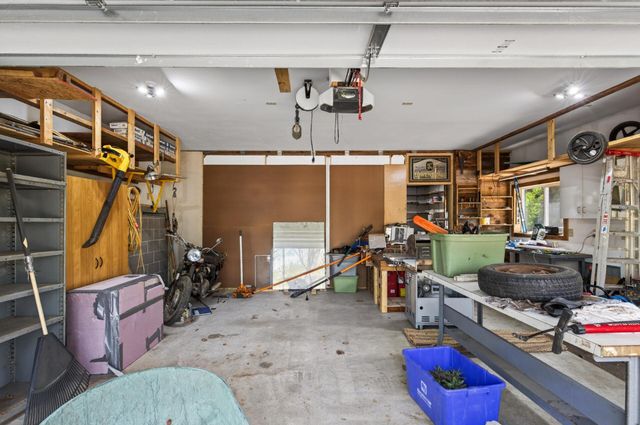 9551 Riverview Road, Eden Prairie, MN 55347