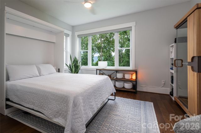 322 Windswept Drive, Asheville, NC 28801
