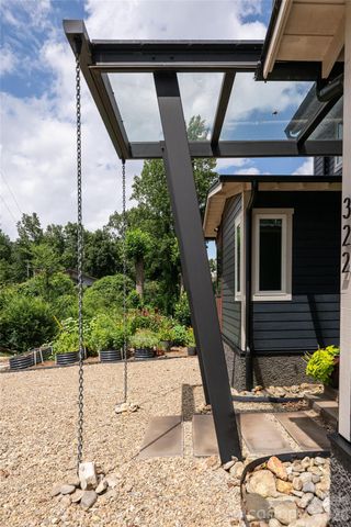 322 Windswept Drive, Asheville, NC 28801