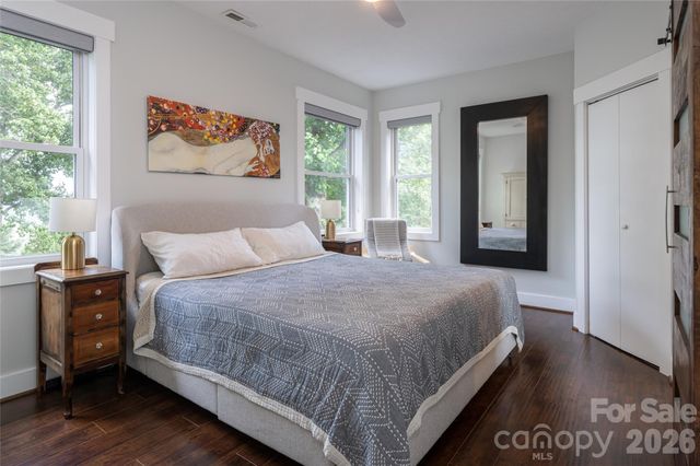322 Windswept Drive, Asheville, NC 28801